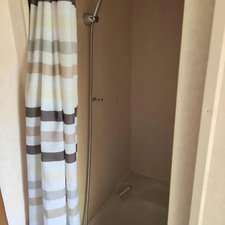 Ferienhaus Mobilni Dum Jenin *